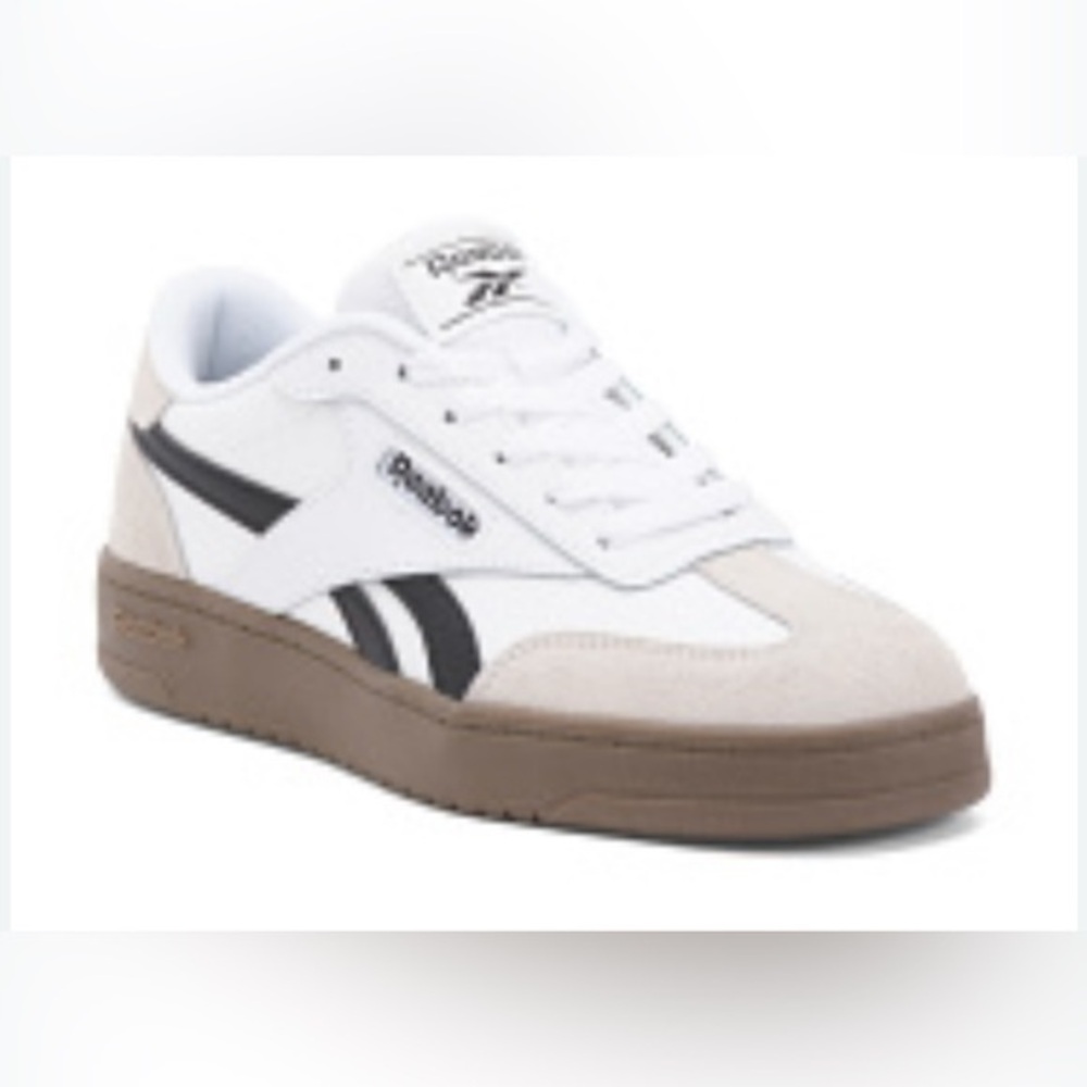 Reebok White and Black Sneakers size 7